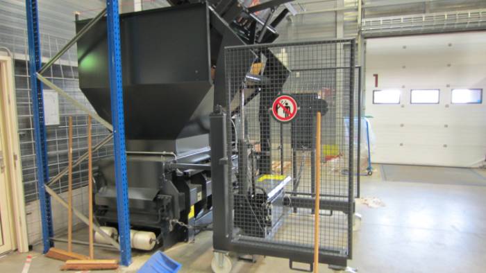 HC40 with bin lift