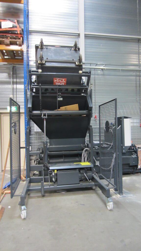 Bramidan HC40 with bin lift